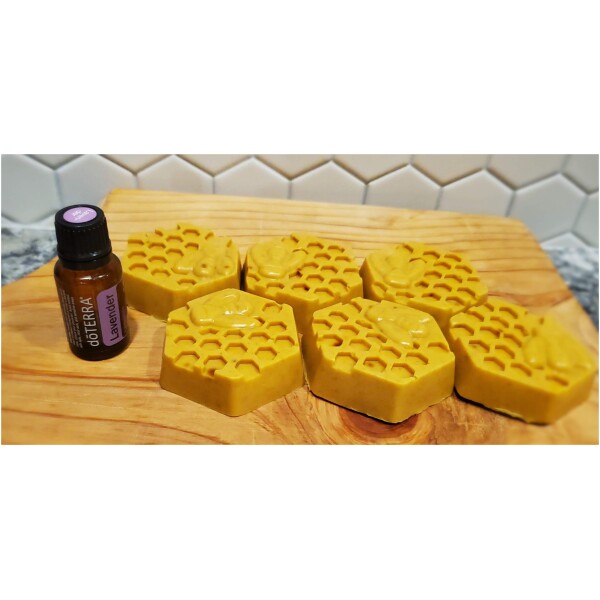 Natural Honey & Beeswax Handmade Soap - Image 6