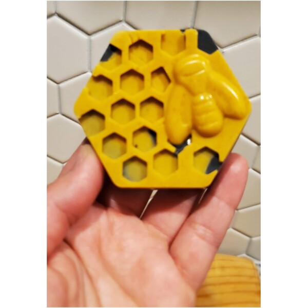 Natural Honey & Beeswax Handmade Soap - Image 5