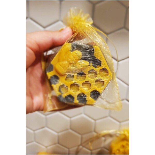 Natural Honey & Beeswax Handmade Soap - Image 2